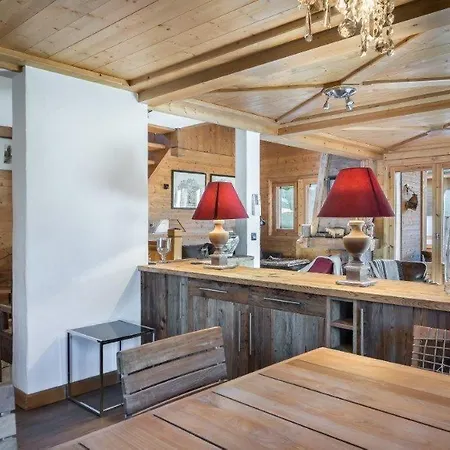 Chalet F1113 10-12 Pers Alpstuga