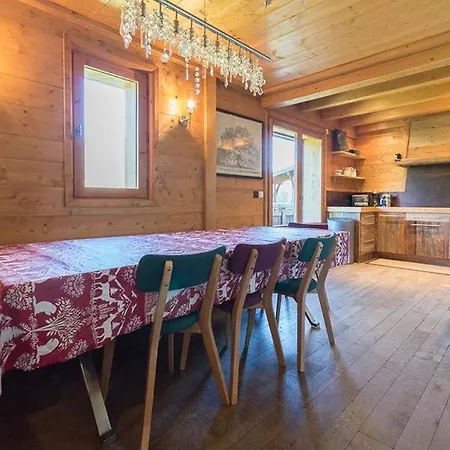Chalet F1113 10-12 Pers *